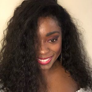 Meet your Posher, Kenyatta